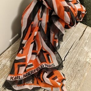 KARL LAGERFELD PARIS Geometric Logo Scarf
